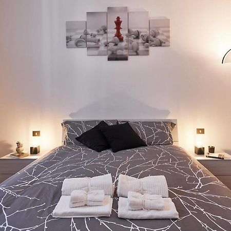 ✦ Garden House In Centro - Free Parking ✦ Apartment Livorno Exterior foto